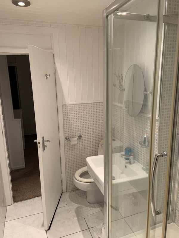 Room Melvaig Place in Glasgow