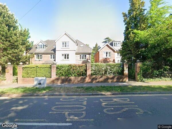 Flat Pampisford Road in Greater London