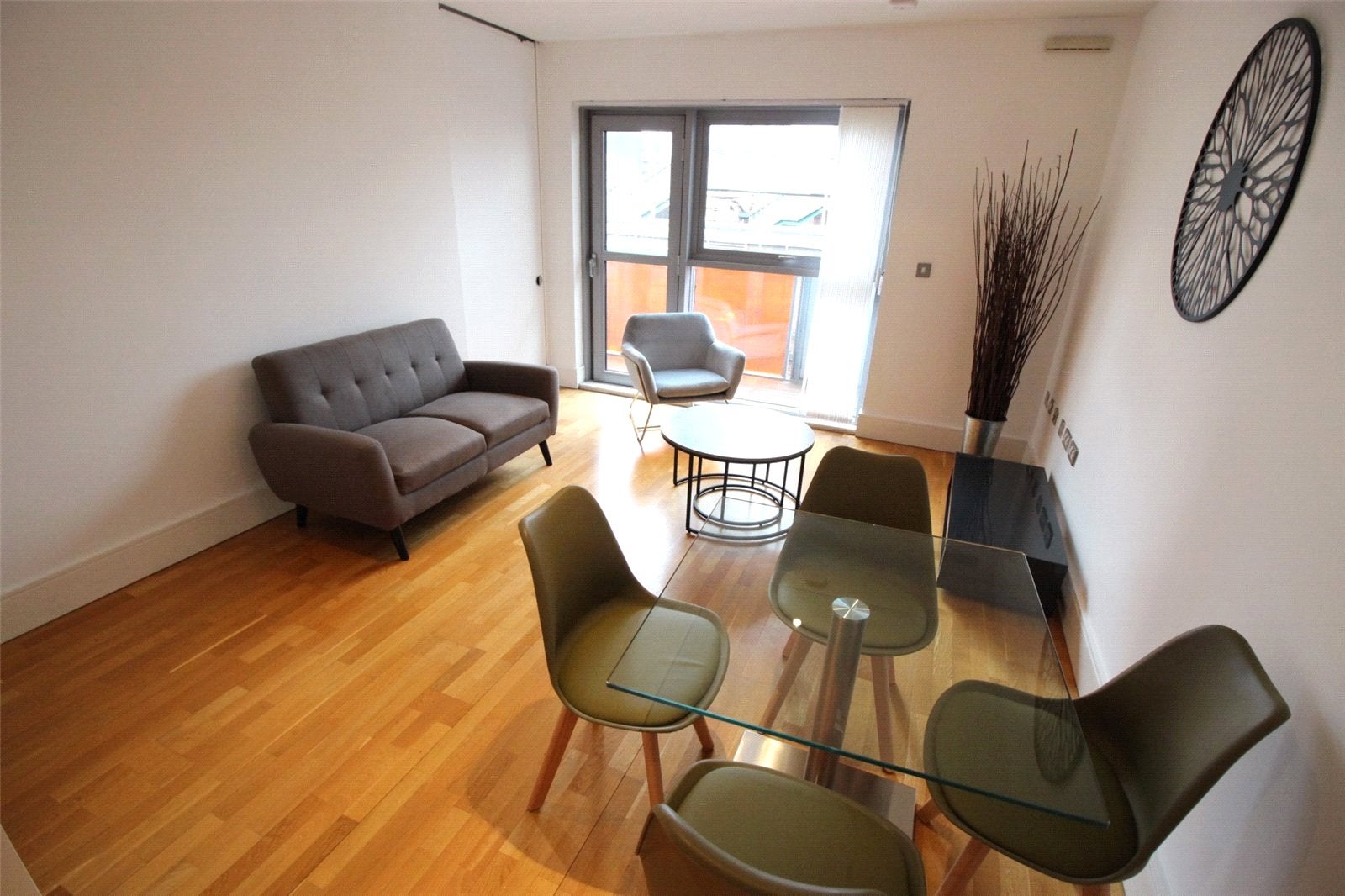 Flat Whitworth Street West in Manchester