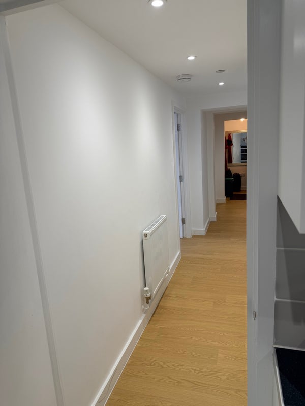 Flat Loudoun Square in Cardiff
