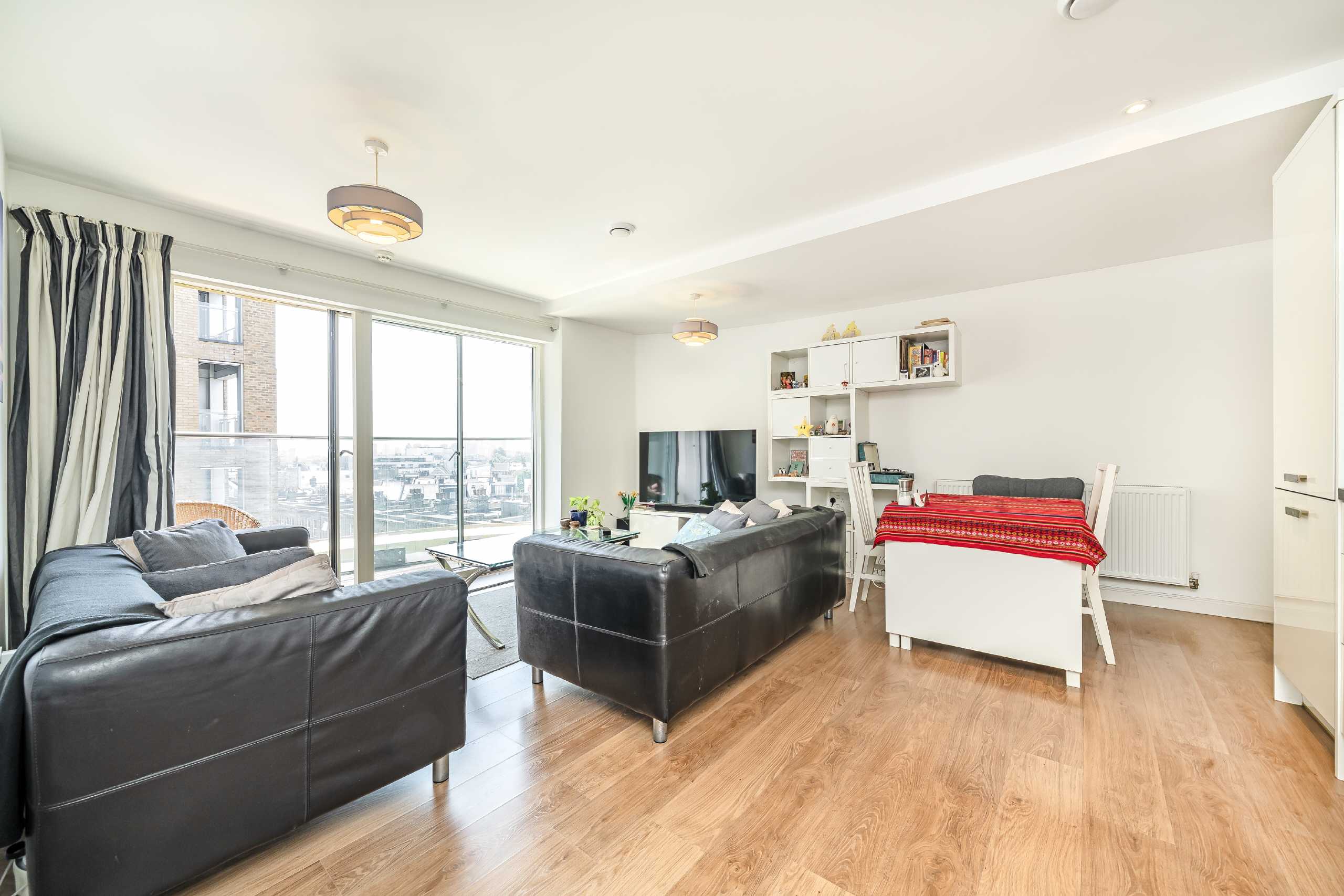 Flat Banister Road in Greater London