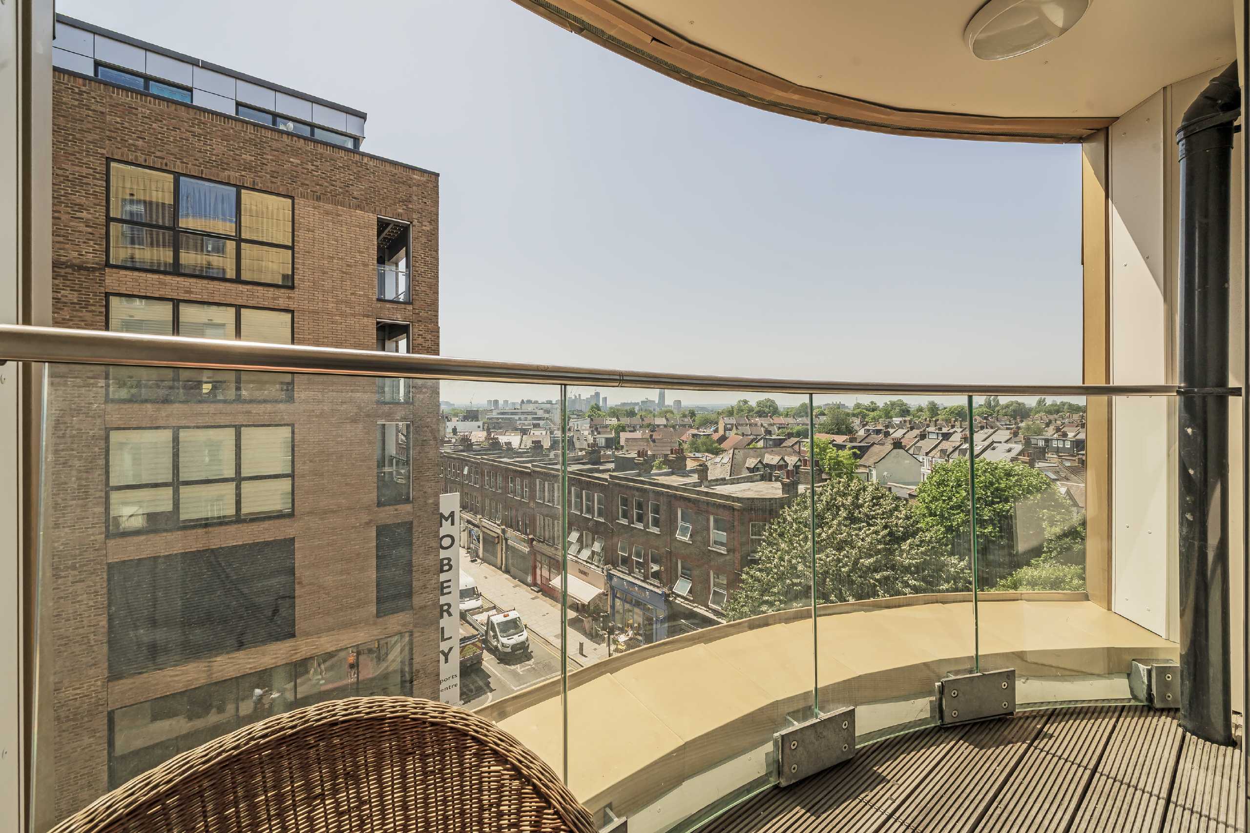 Flat Banister Road in Greater London