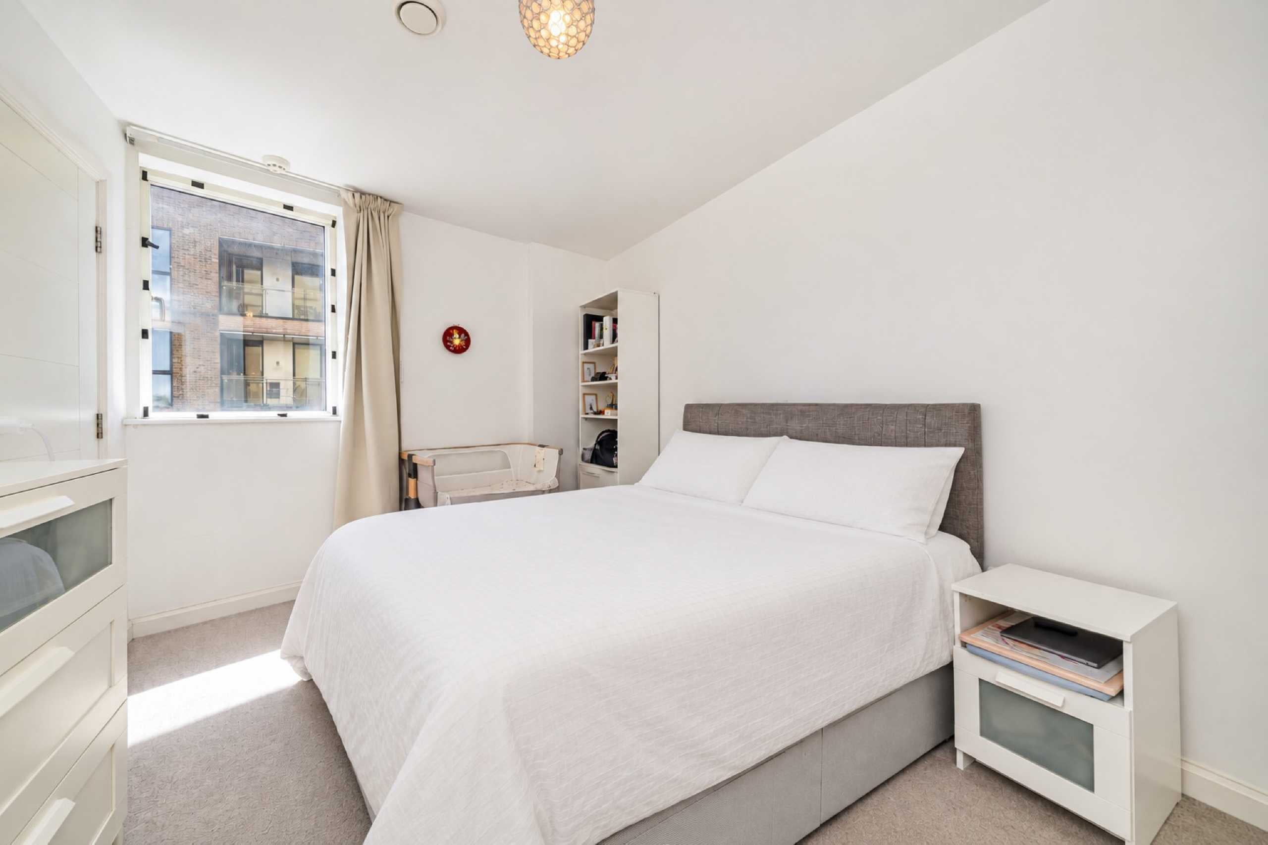 Flat Banister Road in Greater London