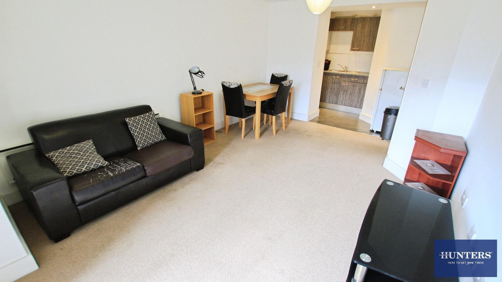 Flat Grattan Road in Bradford