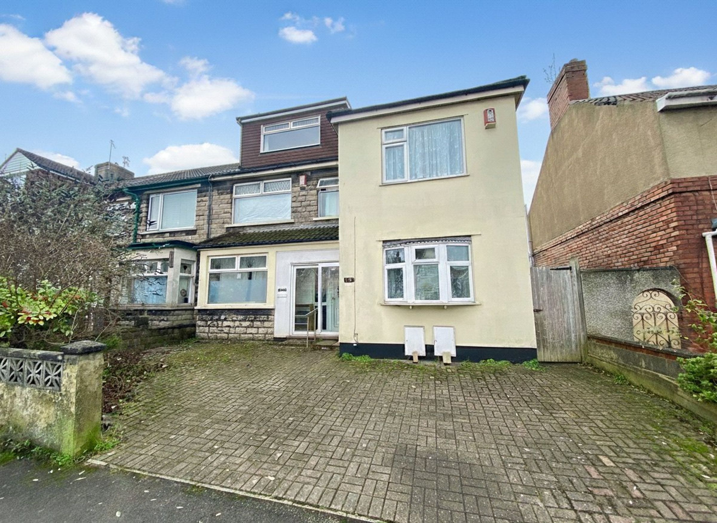 Flat Lodge Causeway in Bristol