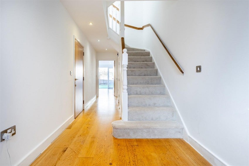 House Mowbray Close in Epping Forest