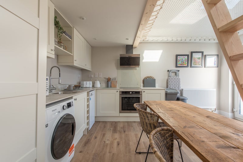 Flat Southmead Road in Bristol