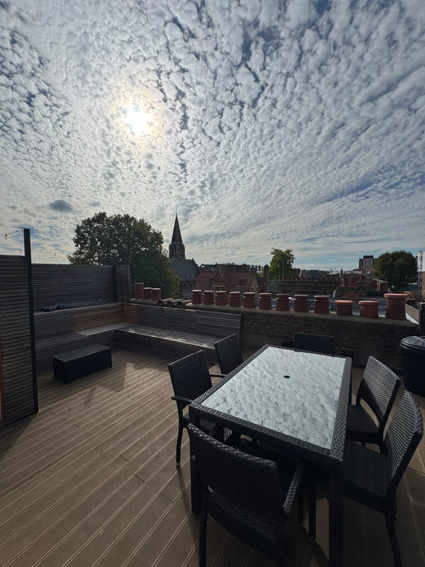 Flat Vereker Road in Greater London