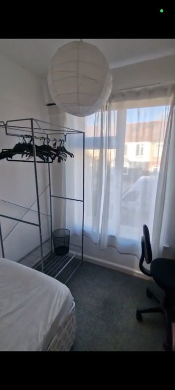 Room Fifth Avenue in Bristol