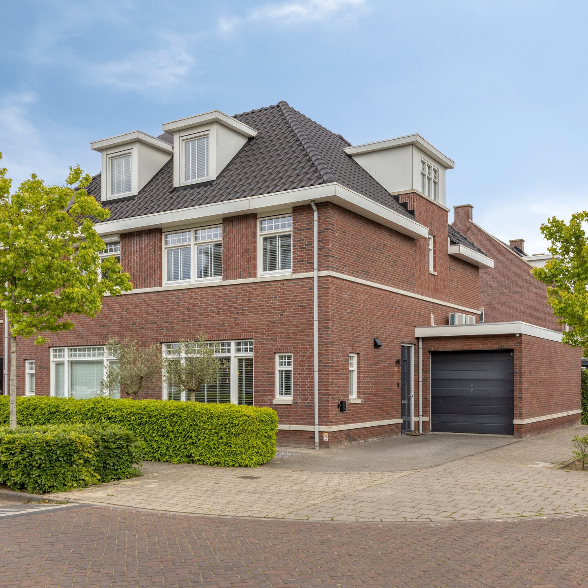 Huis Hageweijer 2 in Veldhoven