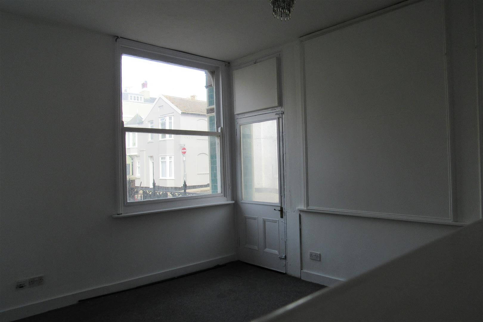 Flat Charles Street in Canterbury