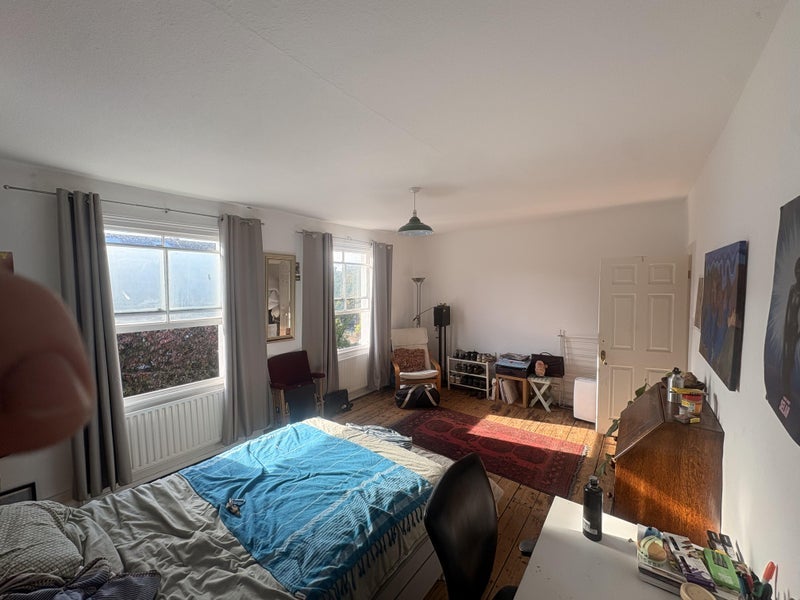 Room Wilton Way in Greater London