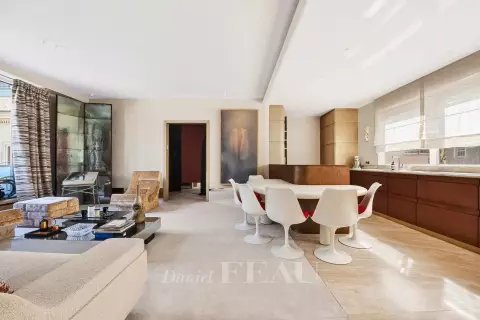 Appartement Rue Fabert à Paris