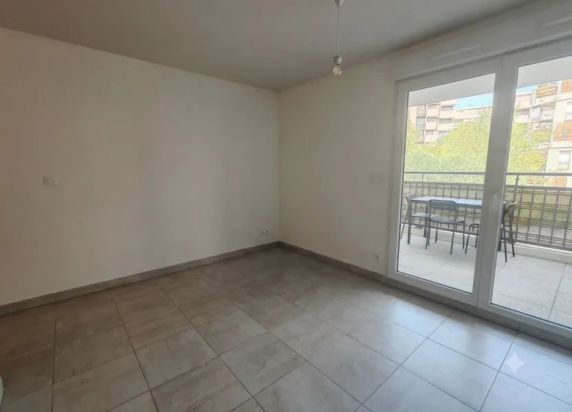 Flat Rue Saint-Priest in Montpellier