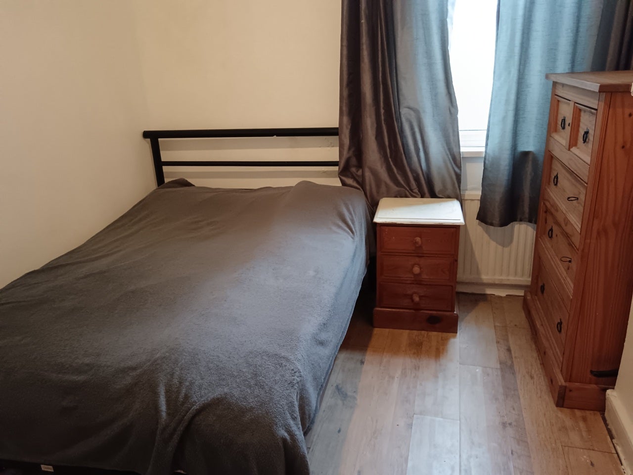 Room Green Street in Greater London