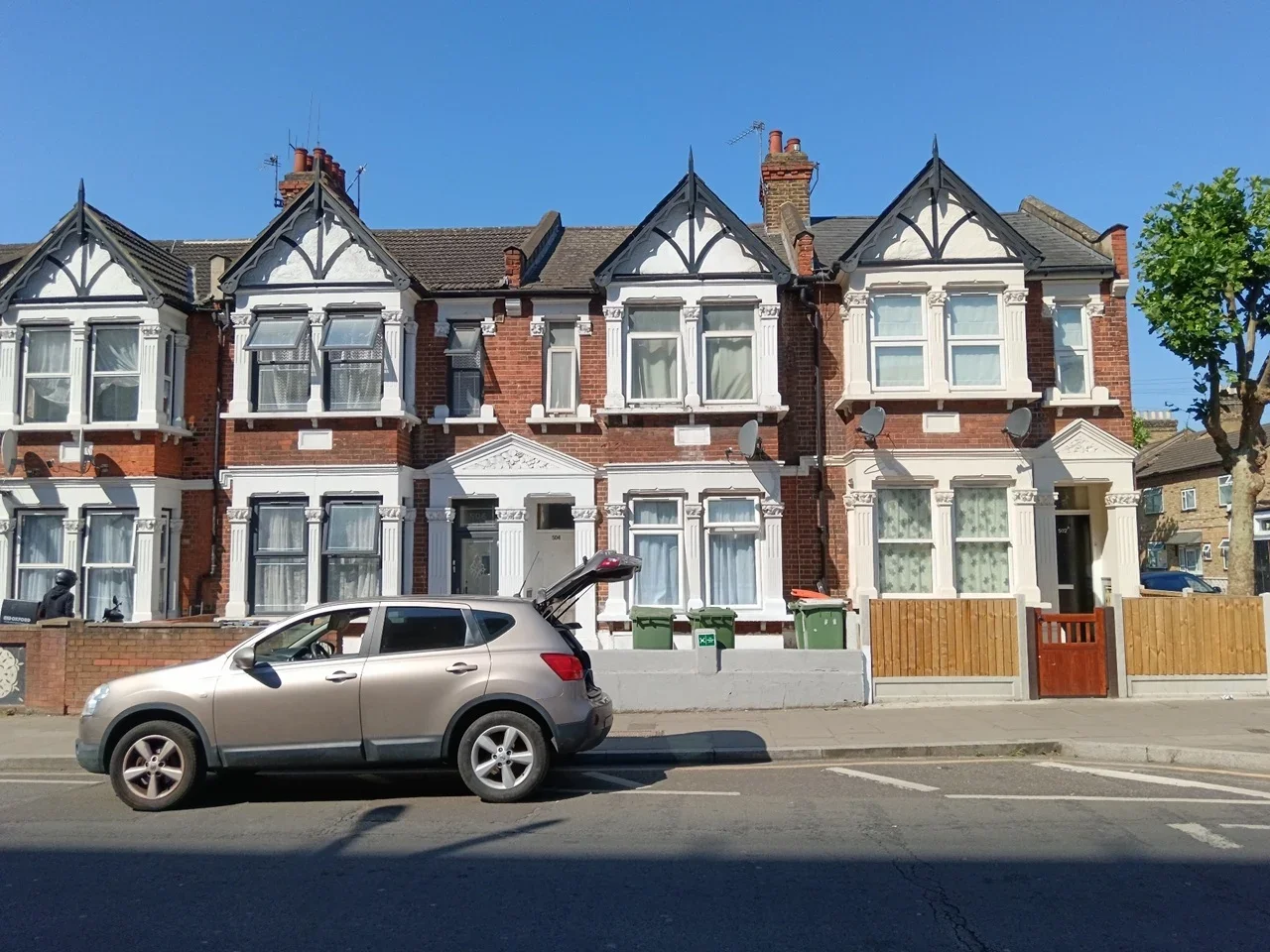 Room Green Street in Greater London
