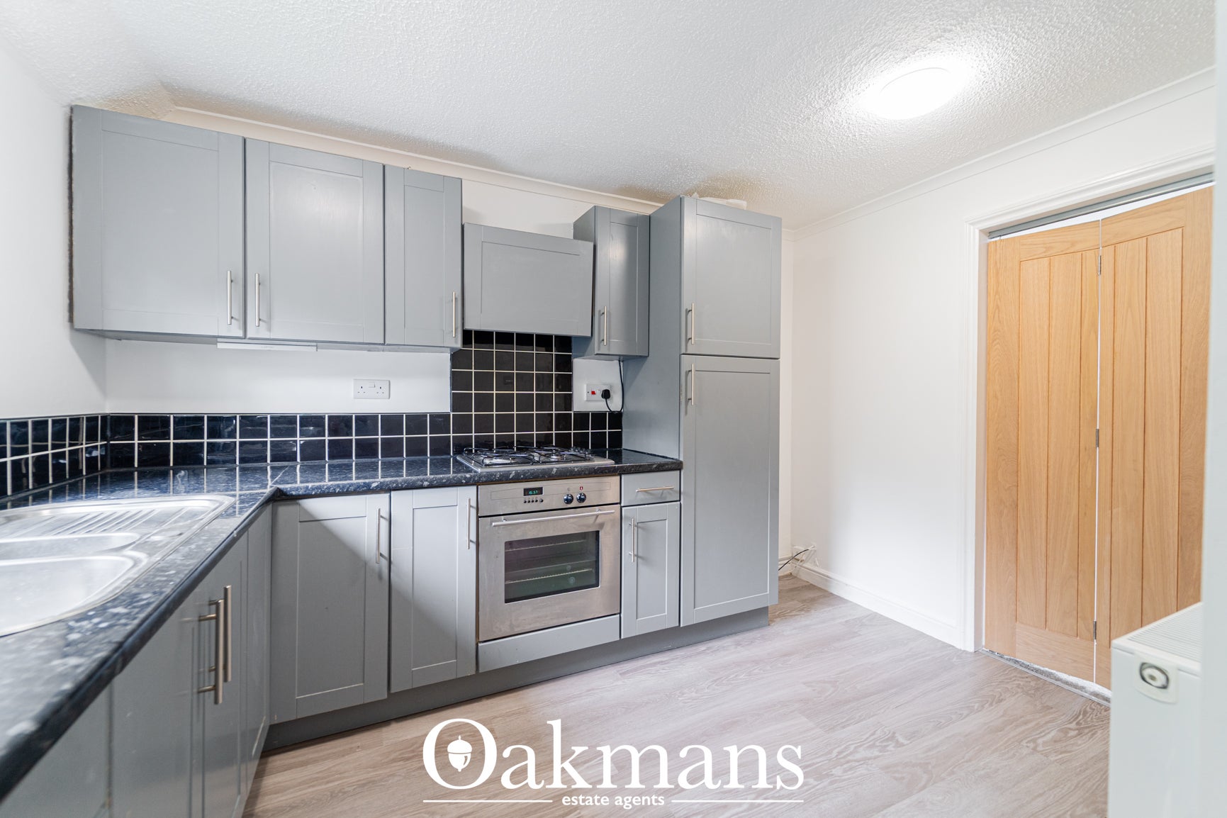 Flat Heronfield Close in Redditch
