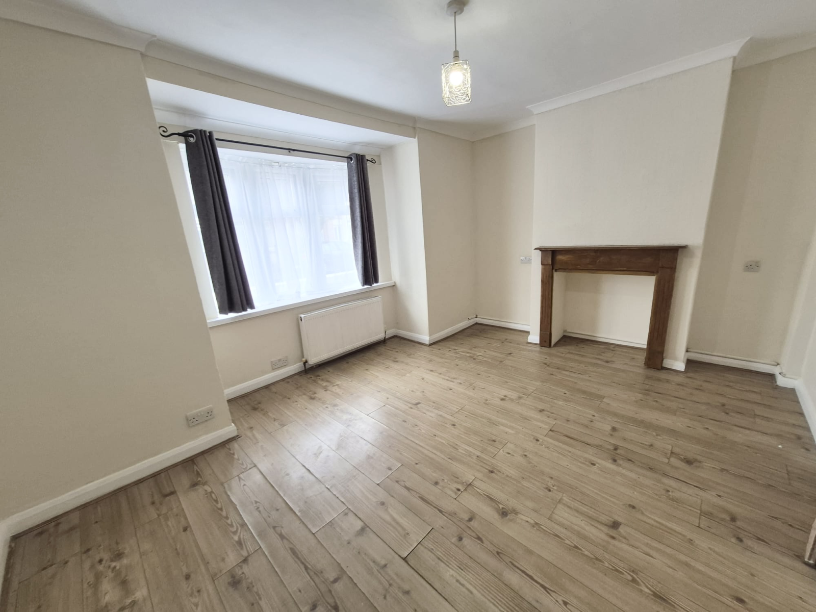 House Cornwallis Grove in Greater London
