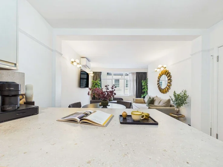 Flat Harley Street in City of Westminster