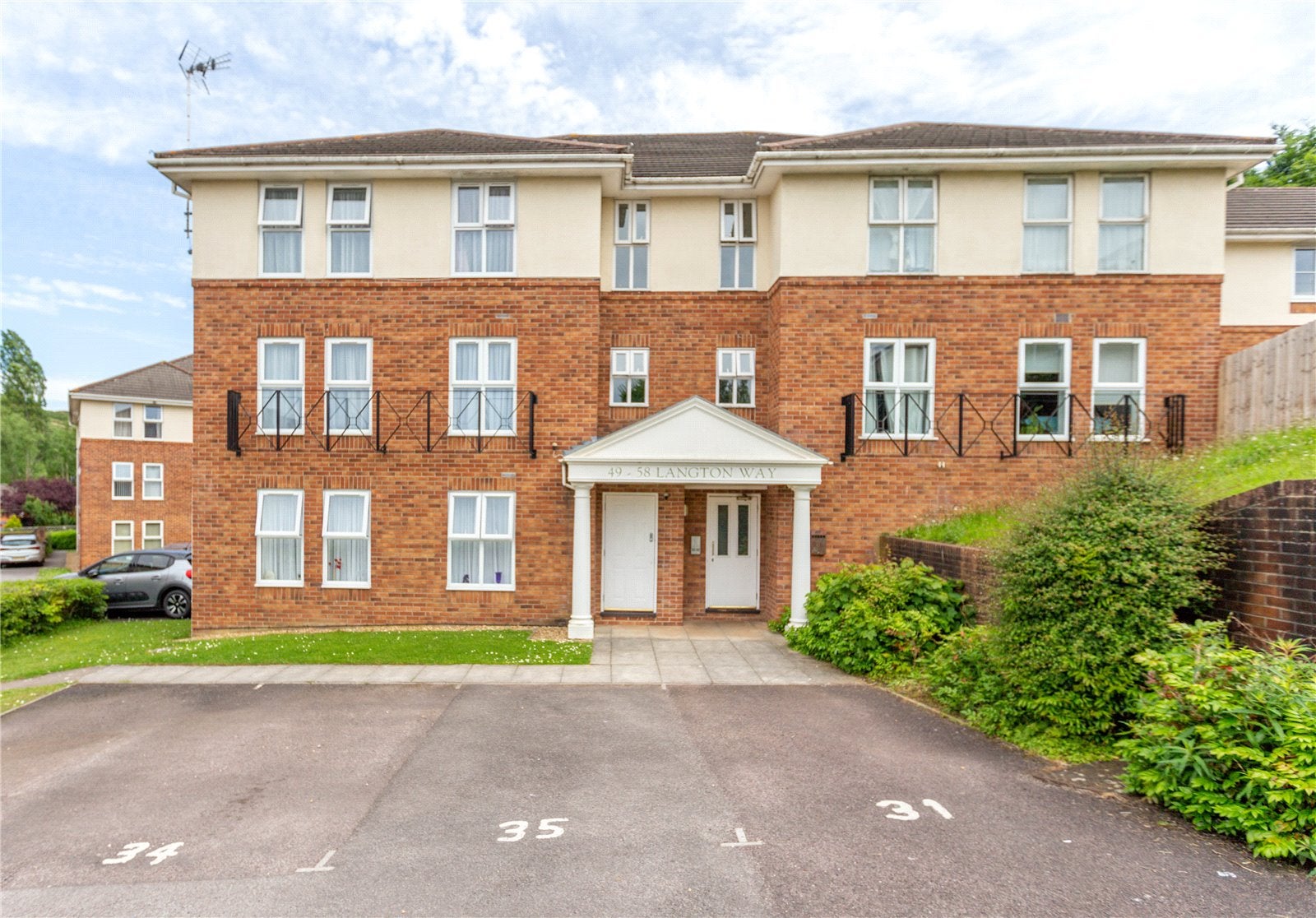 Flat Langton Way in Bristol