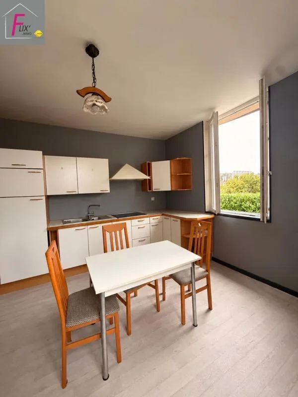 Appartement Rue Roger Godard à Flixecourt