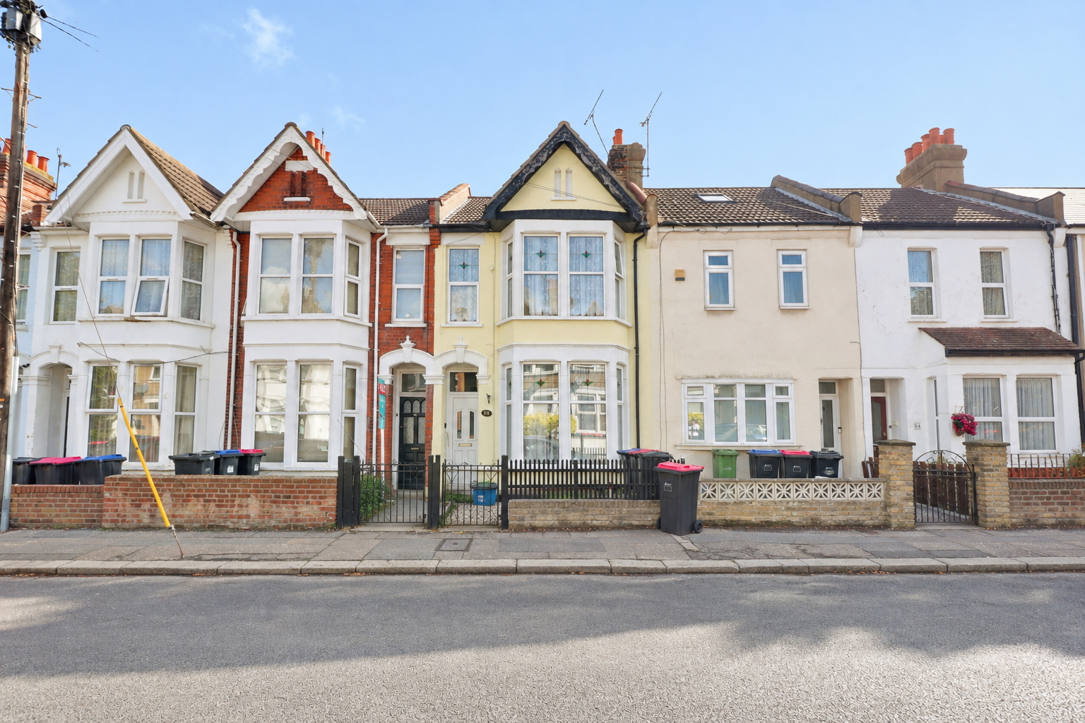 House The Ridgeway in Southend-on-Sea