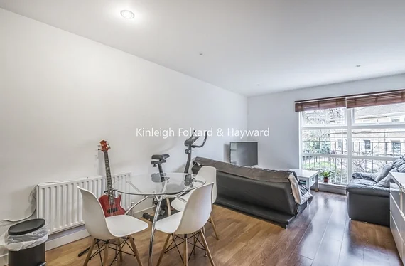 Flat Park Place in Greater London