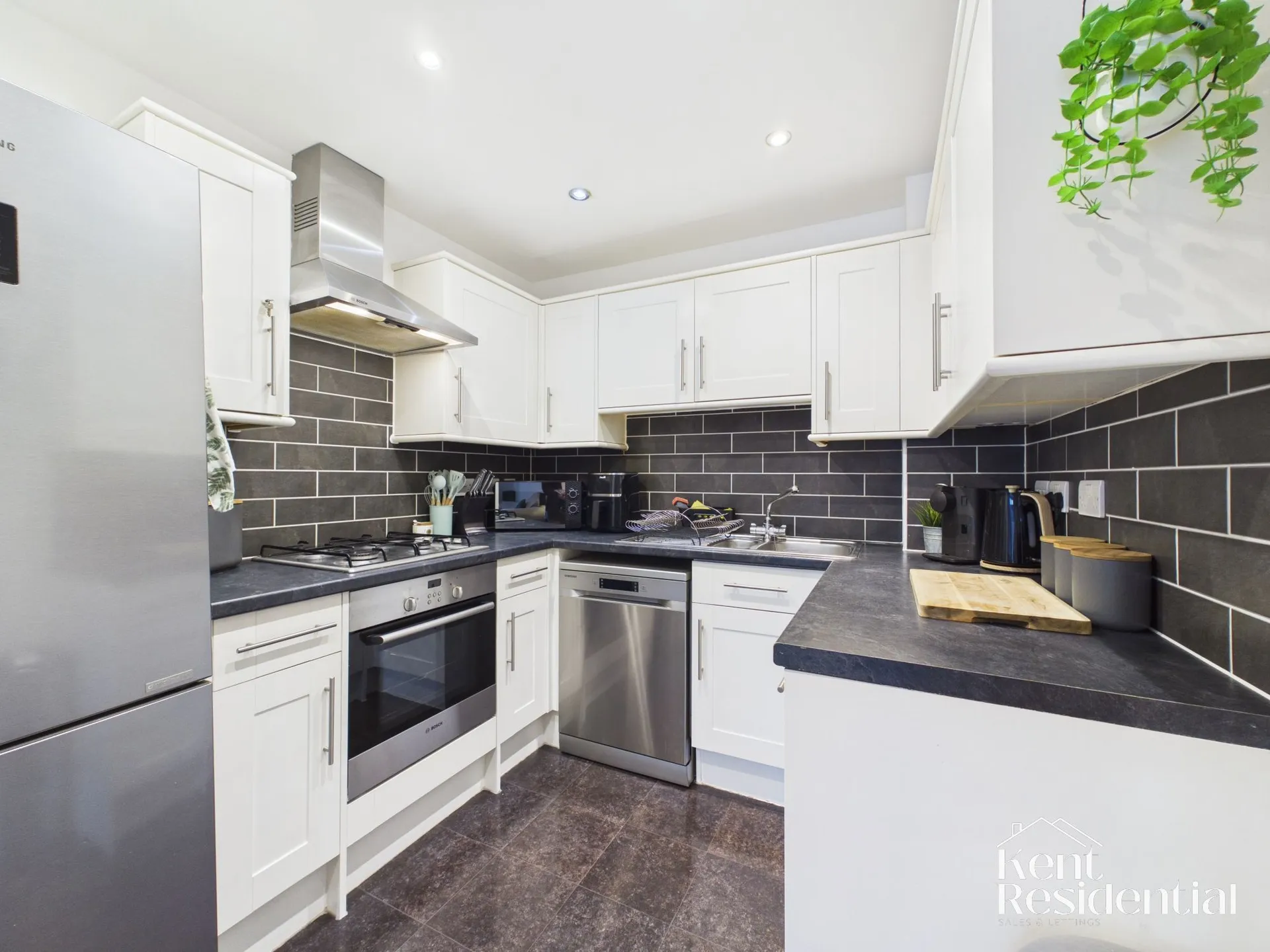 Flat Barker Road in Maidstone