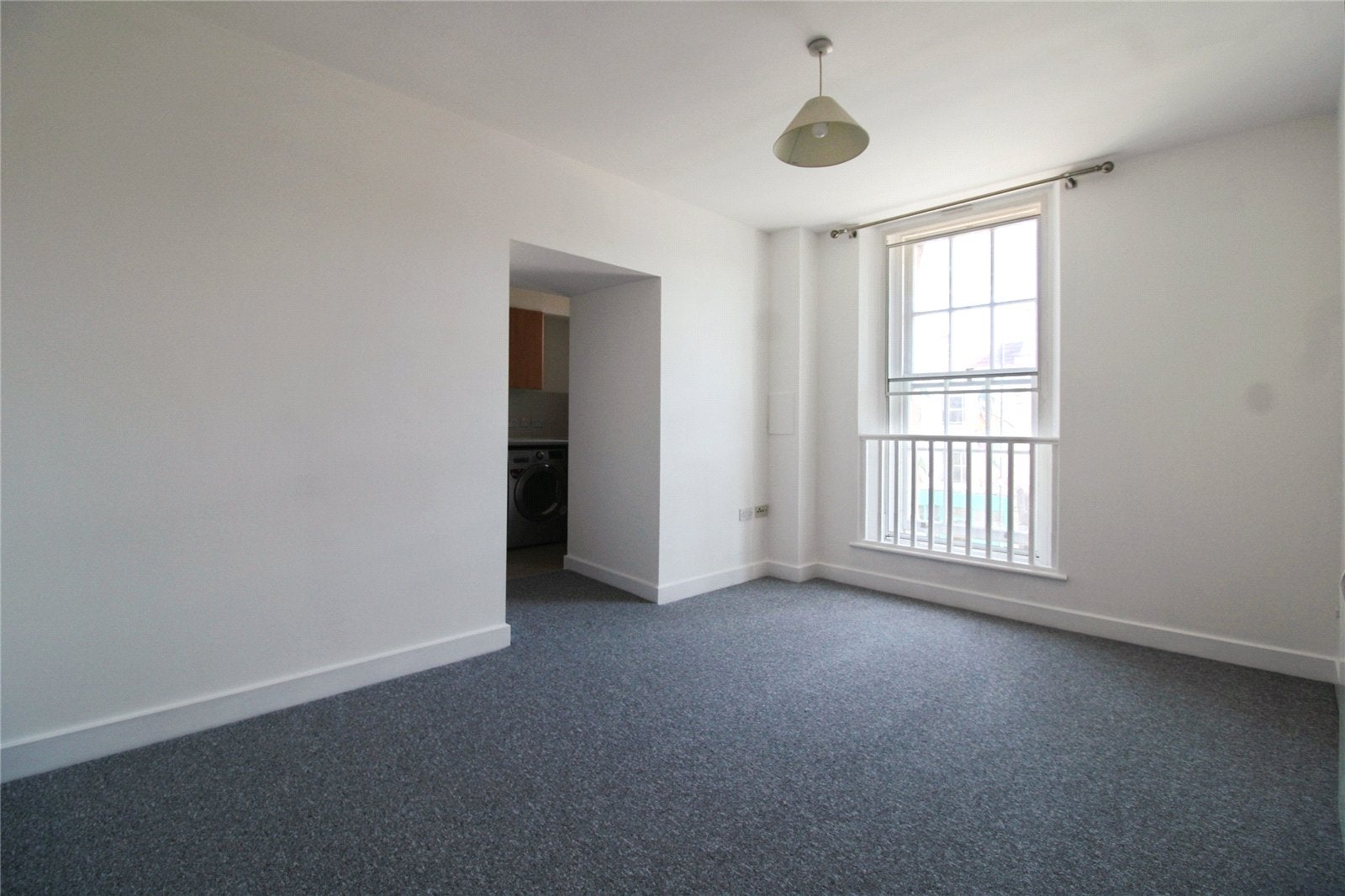 Flat East Street in Bristol
