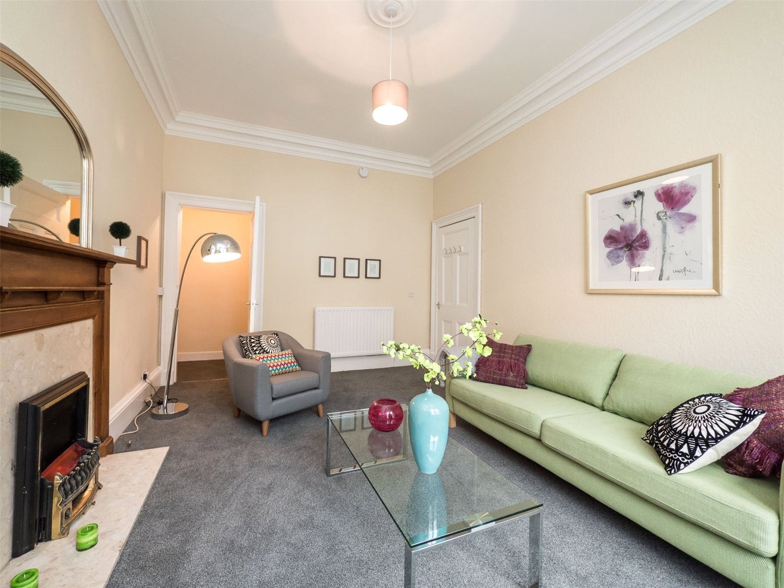 Flat Montague Street in City of Edinburgh