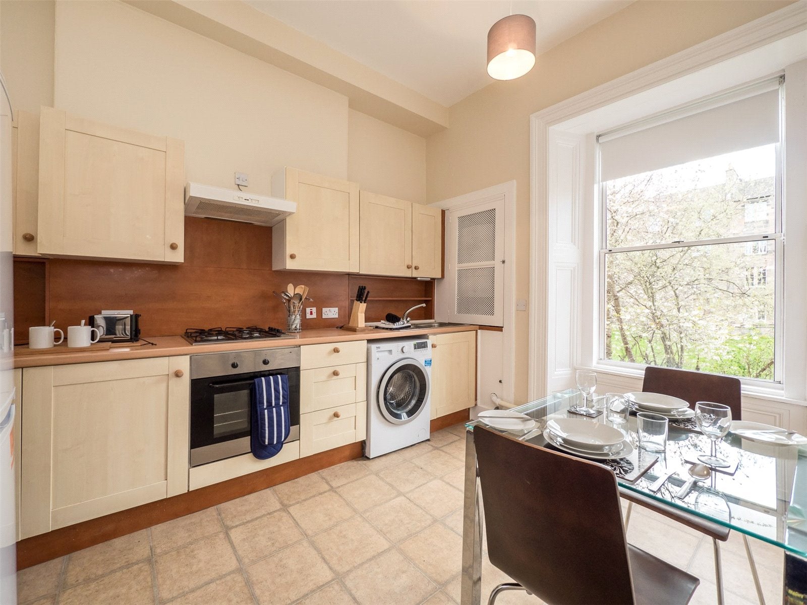 Flat Montague Street in City of Edinburgh