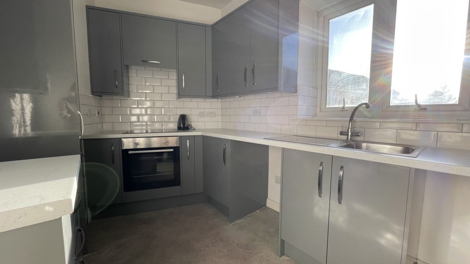 Flat Gloucester Road in Trowbridge