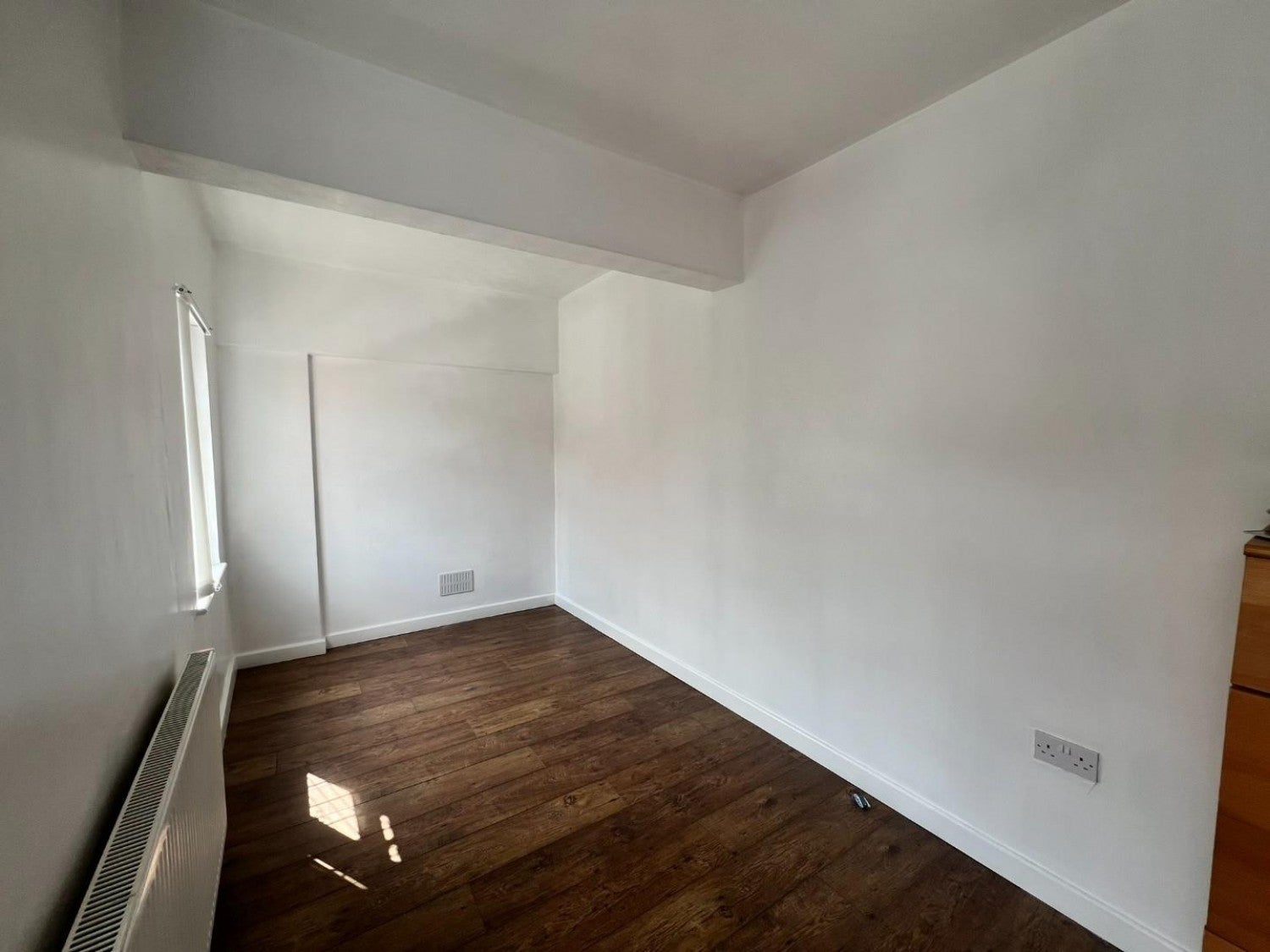 Flat Pontefract Road in Wakefield
