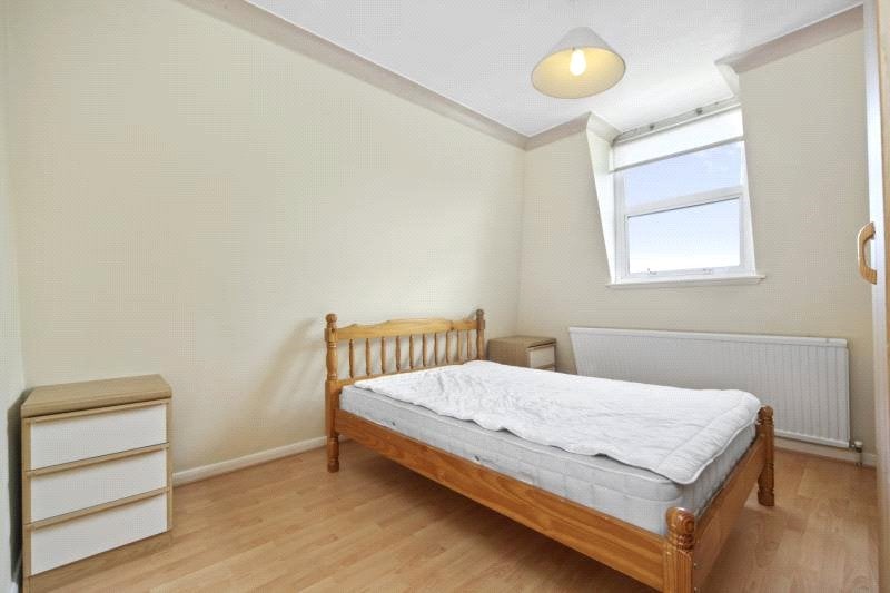 Flat Rutland Grove in Greater London
