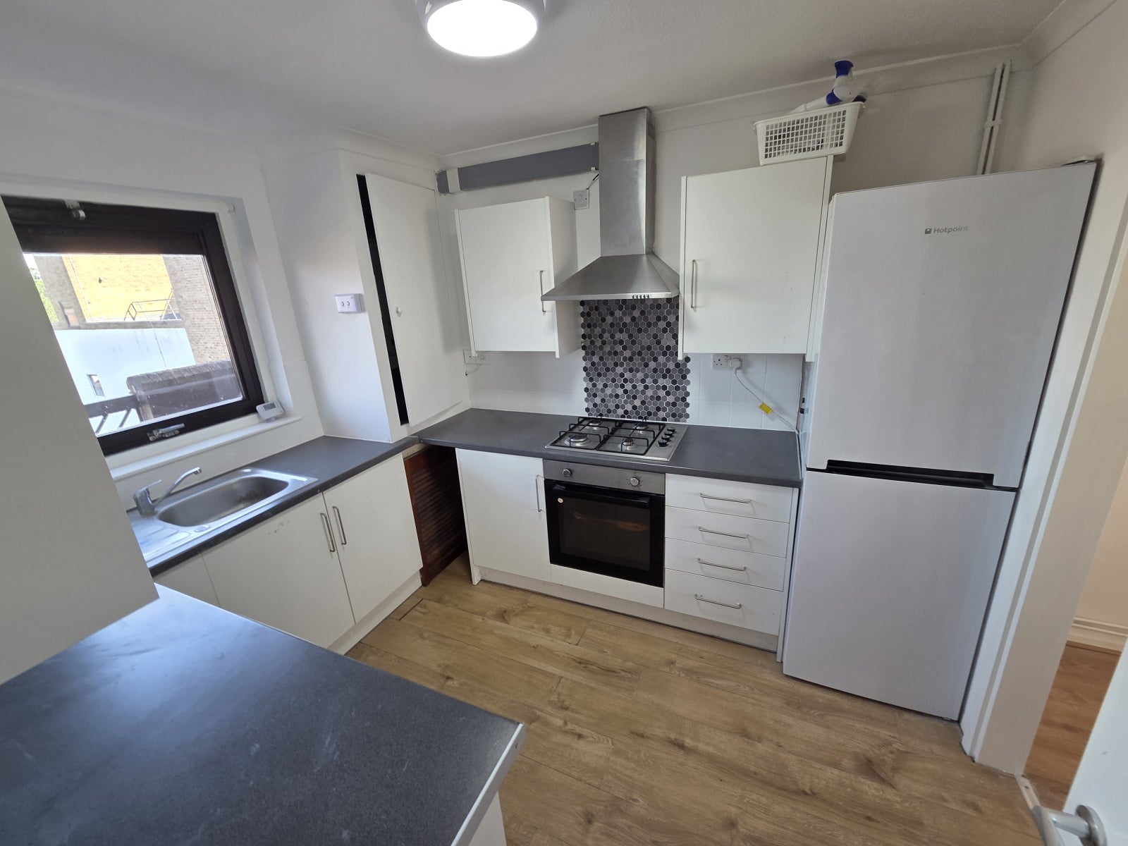 Flat Northolt Road in Greater London