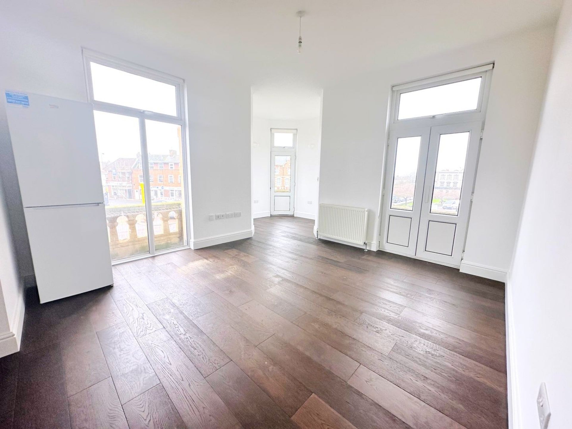 Flat Buckhurst Road in Rother