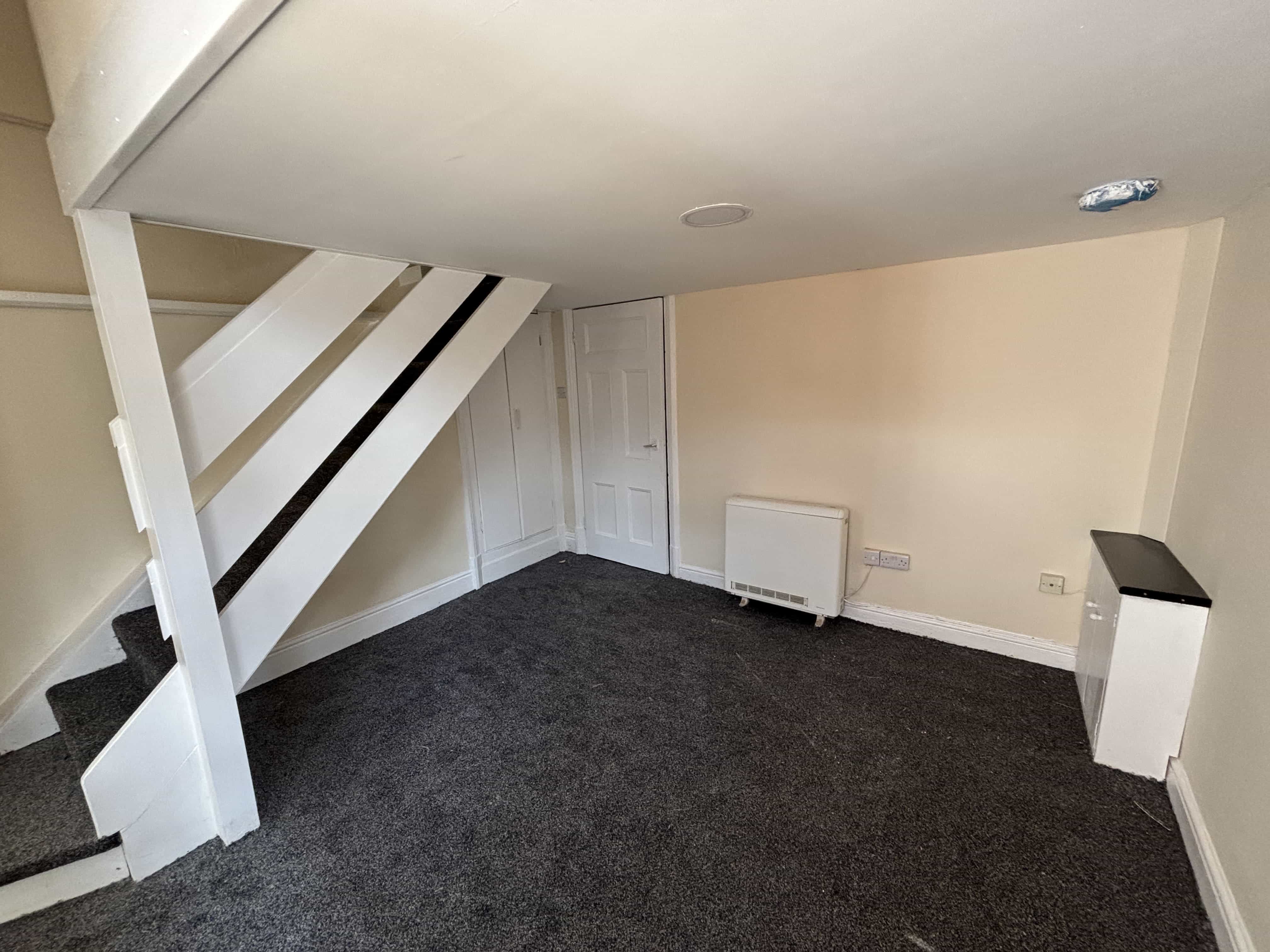 Flat St James Road in Leicester