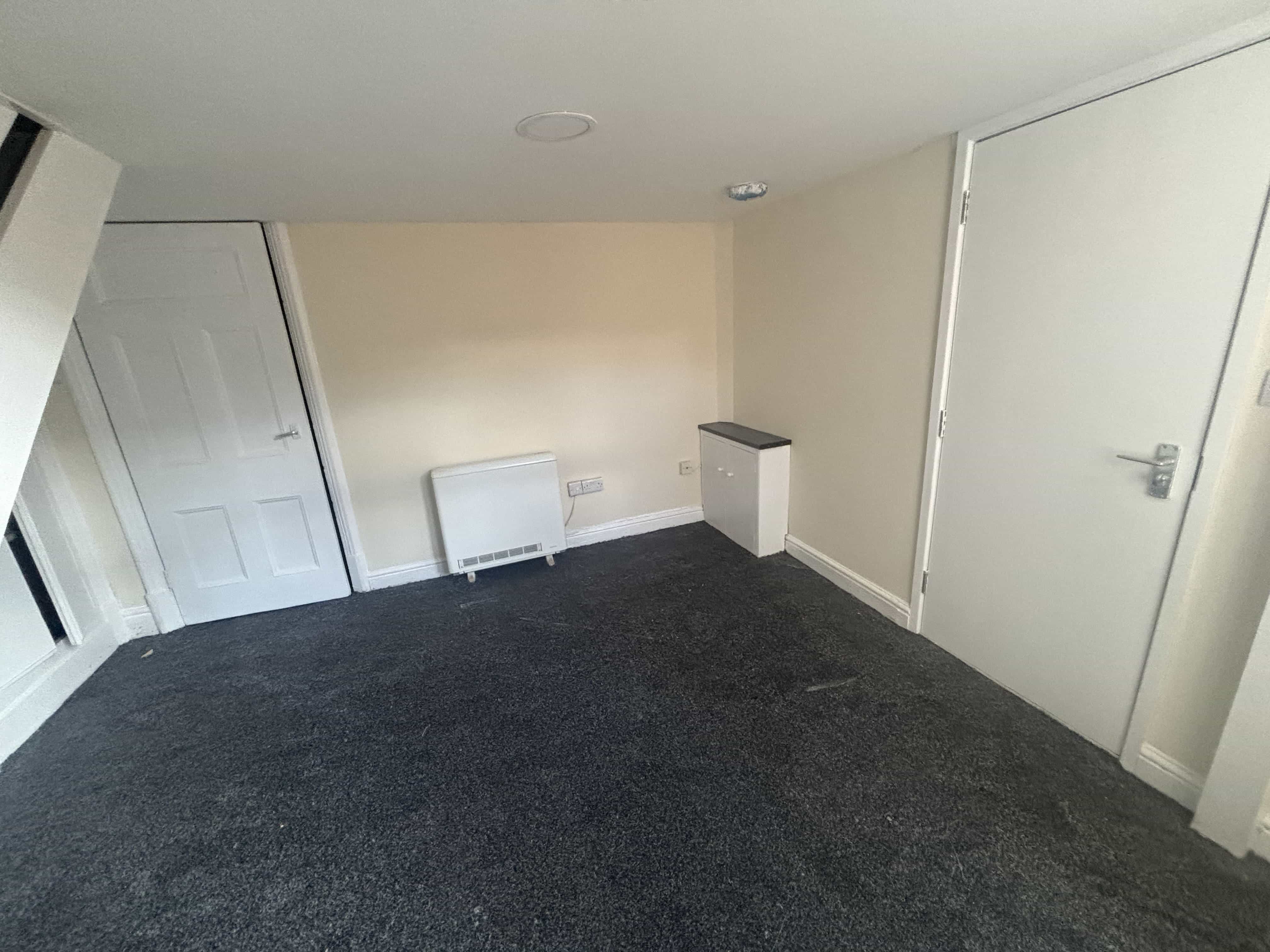 Flat St James Road in Leicester