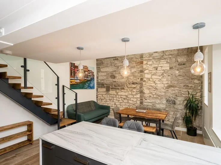 Flat Watson Crescent in City of Edinburgh