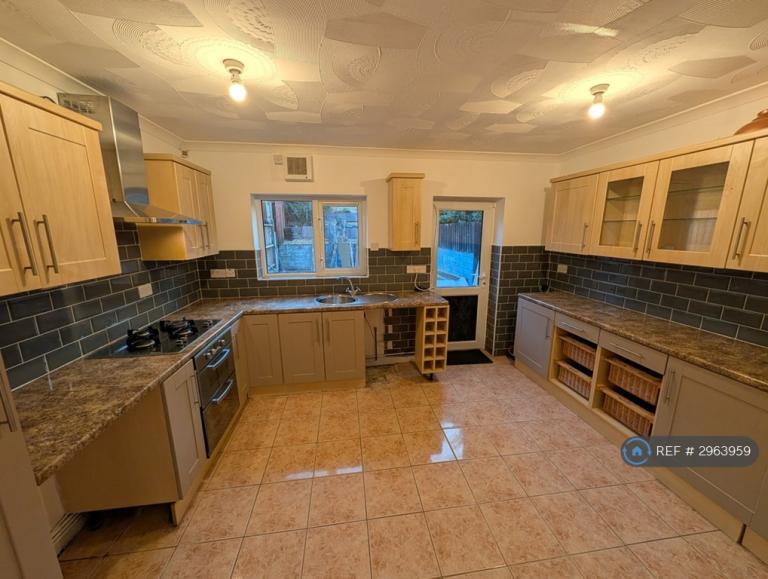 House Pentre Road in Maerdy