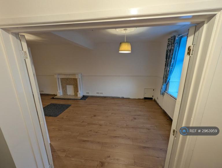 House Pentre Road in Maerdy