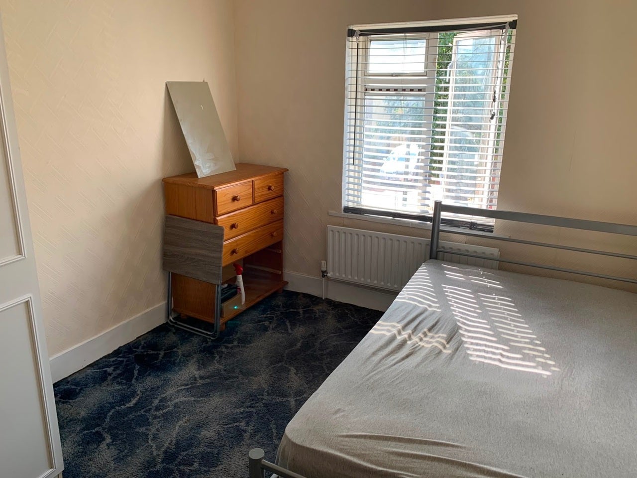 Room Steers Mead in Greater London