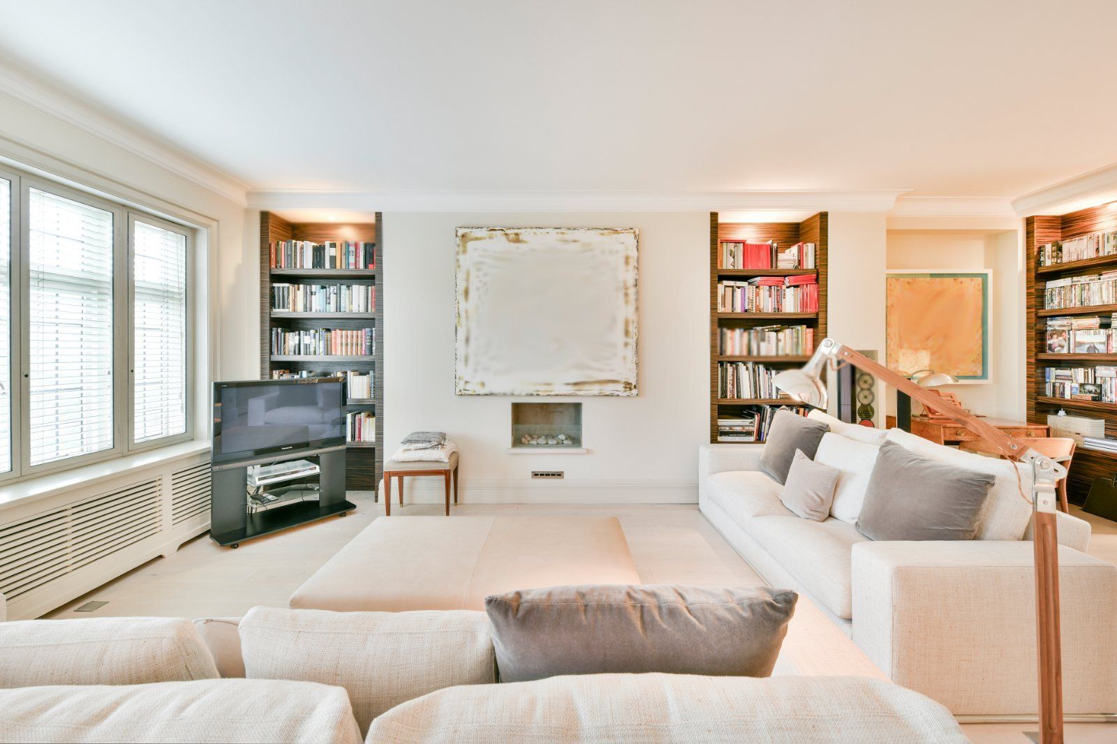 Flat Sloane Street in Greater London