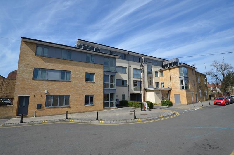 Flat Redford Way in Greater London