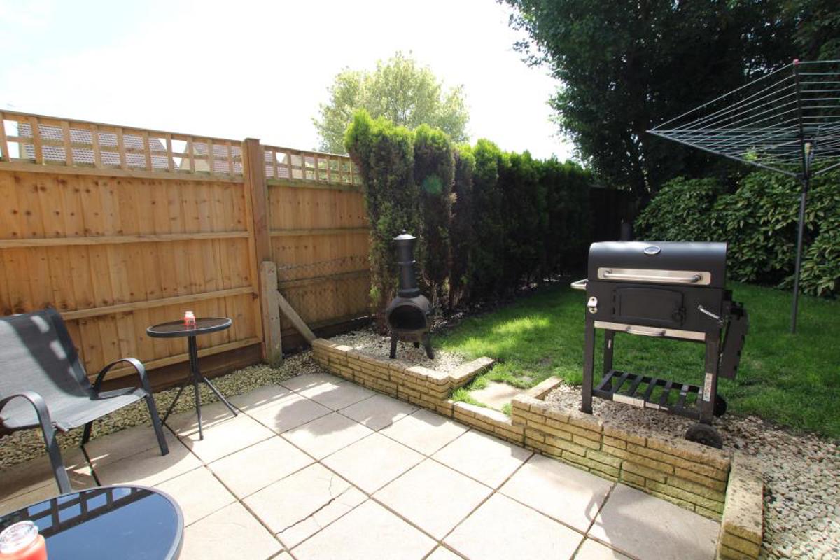 House Wheatfield Drive in Bradley Stoke