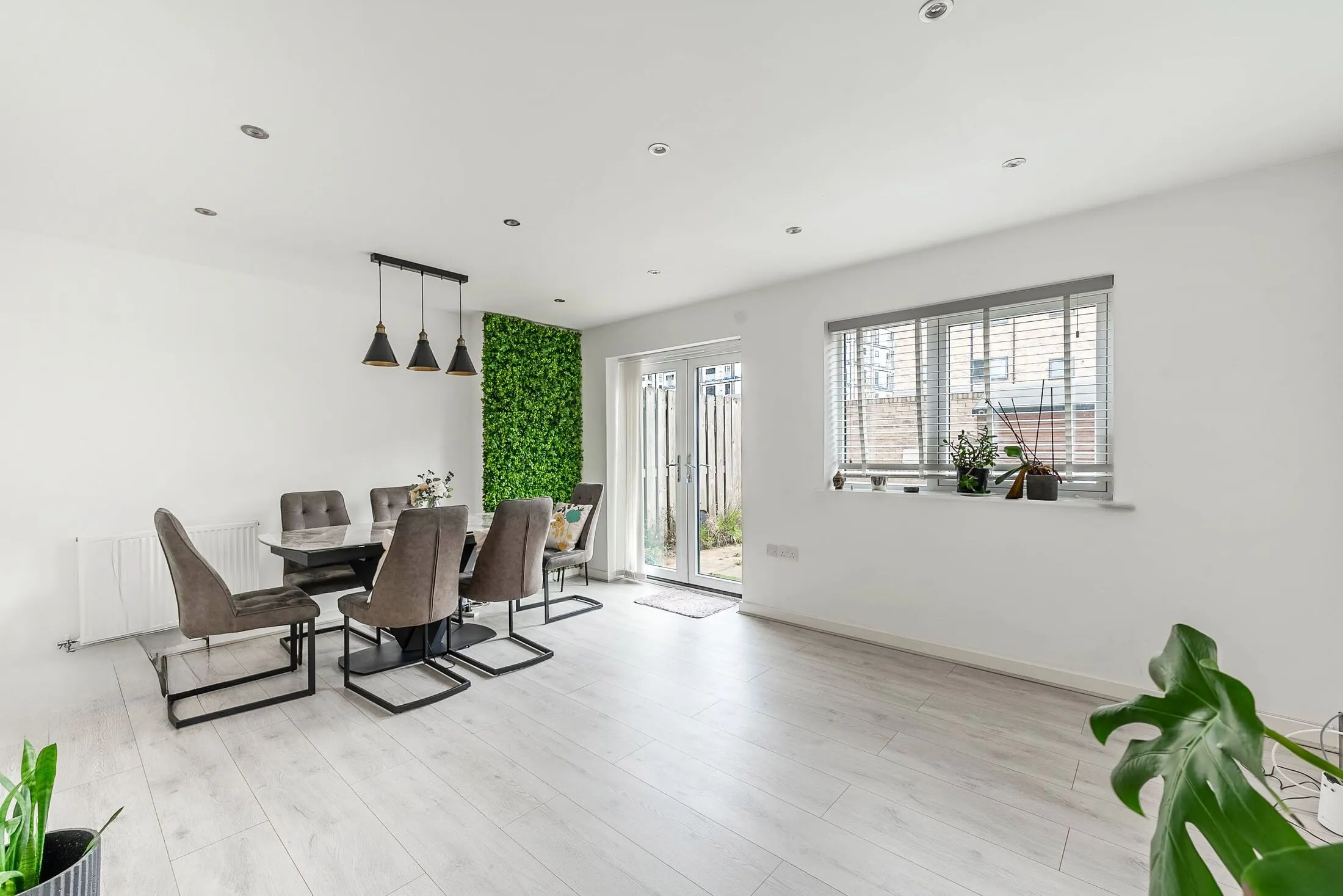 House Sutton Close in London