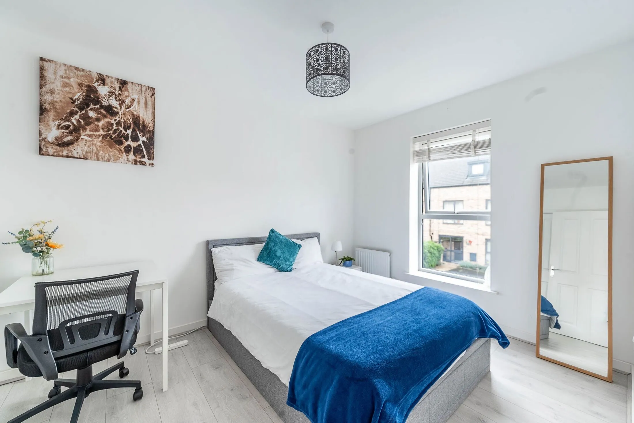 House Sutton Close in London