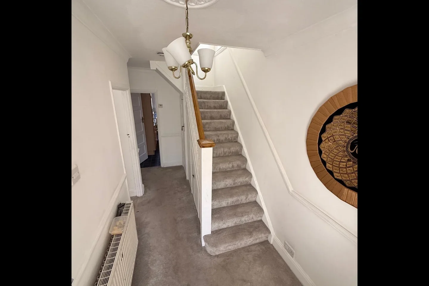 House Ashmour Gardens in Greater London