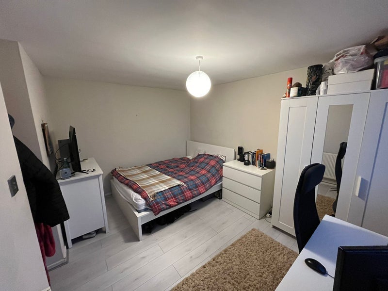 Room Rowstock Gardens in Greater London