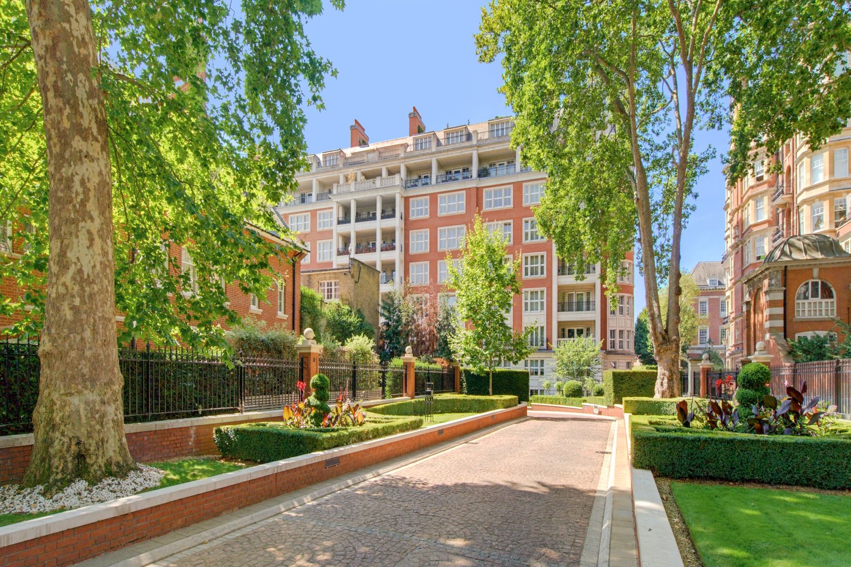 House Palace Green in Greater London
